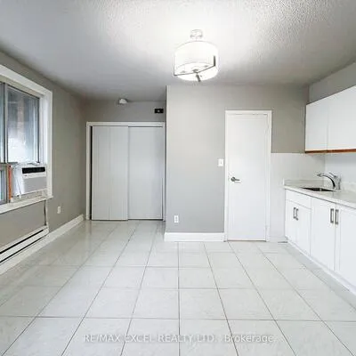 348,&nbsp;Main, Old Markham Village, Markham