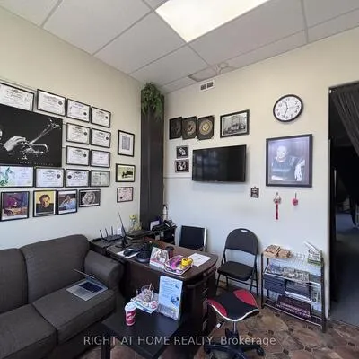8791,&nbsp;Woodbine, Buttonville, Markham