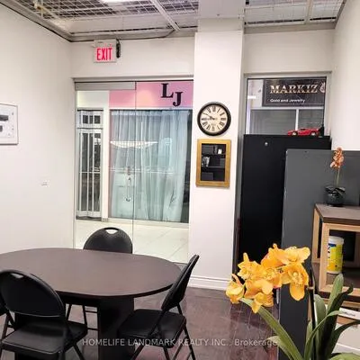 7181,&nbsp;Yonge, Grandview, Markham