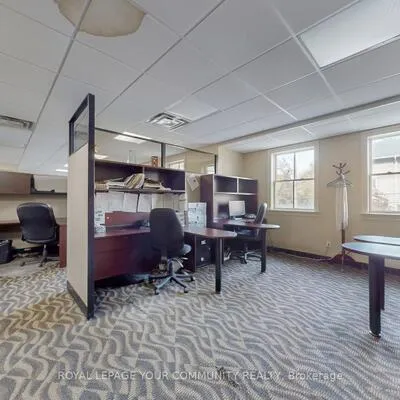 121, Robinson, Old Markham Village, Markham