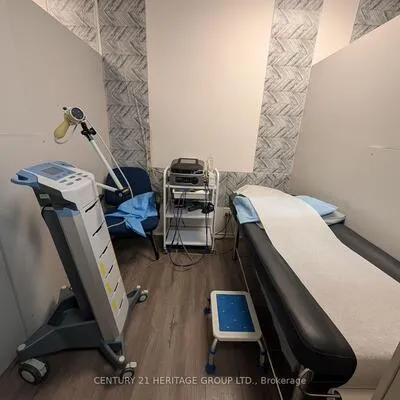 7191, Yonge, Thornhill, Markham