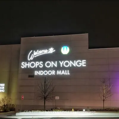 7181,&nbsp;Yonge, Thornhill, Markham