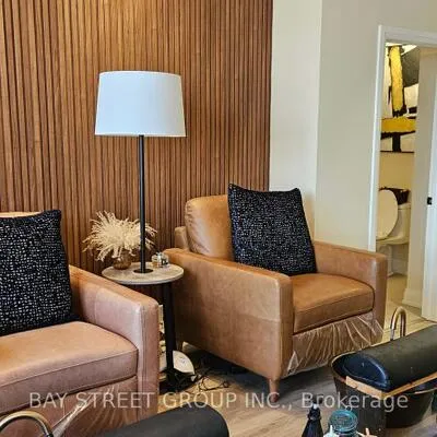 2671,&nbsp;Bur Oak, Cornell, Markham