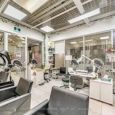 7181,&nbsp;Yonge, Grandview, Markham
