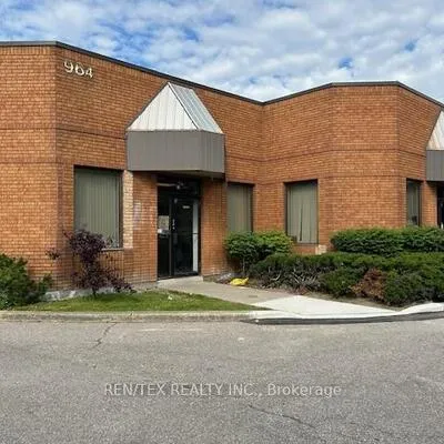 964,&nbsp;Westport, Northeast, Mississauga