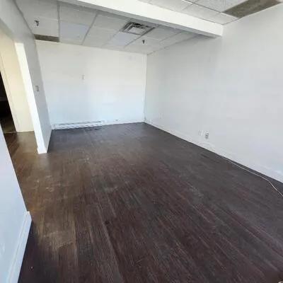 2395, Cawthra, Dixie, Mississauga