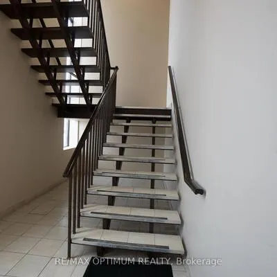 1804,&nbsp;Alstep, Northeast, Mississauga