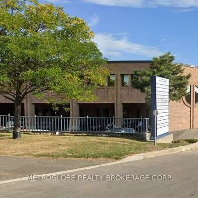 5511,&nbsp;Tomken, Northeast, Mississauga