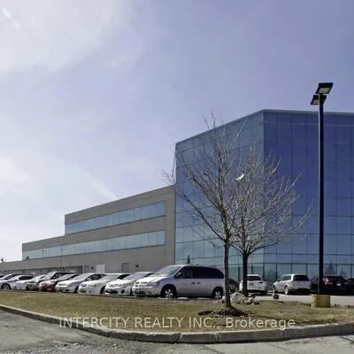 6345,&nbsp;Dixie, Northeast, Mississauga