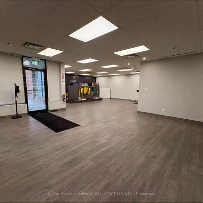 1750,&nbsp;Courtneypark, Northeast, Mississauga