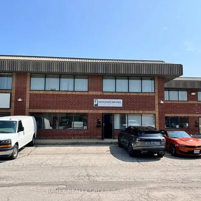 1210,&nbsp;Mid Way, Northeast, Mississauga