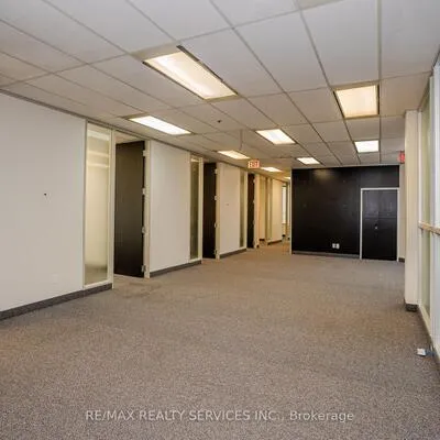 989,&nbsp;Derry, Northeast, Mississauga