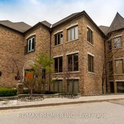 28,&nbsp;Village Centre, City Centre, Mississauga