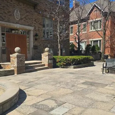 53,&nbsp;Village Centre, City Centre, Mississauga