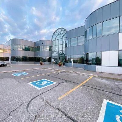160,&nbsp;Traders, Gateway, Mississauga