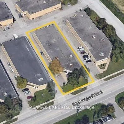 1611,&nbsp;Courtneypark, Northeast, Mississauga