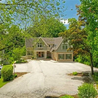 1440,&nbsp;Hurontario, Mineola, Mississauga
