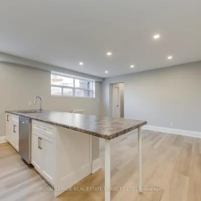 322,&nbsp;Lakeshore, Port Credit, Mississauga