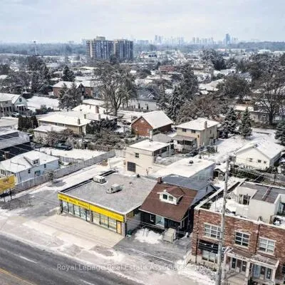 881, Lakeshore, Lakeview, Mississauga