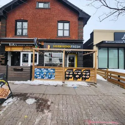 94,&nbsp;Lake Shore, Port Credit, Mississauga