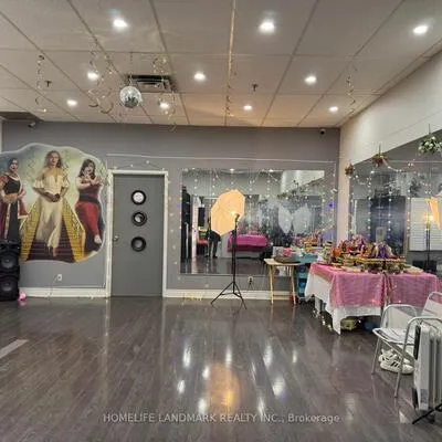 6790, Davand, Northeast, Mississauga