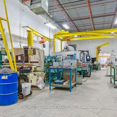 2430,&nbsp;Lucknow, Northeast, Mississauga