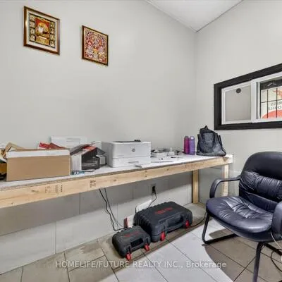 6160,&nbsp;Netherhart, Northeast, Mississauga