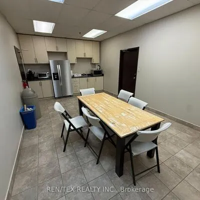 6476,&nbsp;Kestrel, Northeast, Mississauga