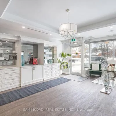 1651,&nbsp;Lakeshore, Clarkson, Mississauga