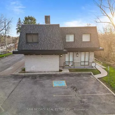 1645,&nbsp;Dundas, Erindale, Mississauga