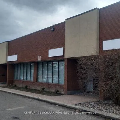 5500,&nbsp;Tomken, Northeast, Mississauga