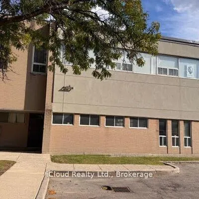 1312,&nbsp;Britannia, Northeast, Mississauga