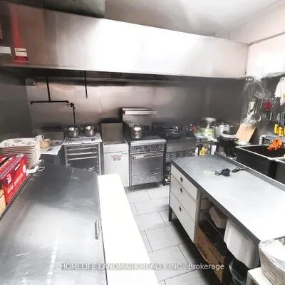 941,&nbsp;lakeshore, Lakeview, Mississauga