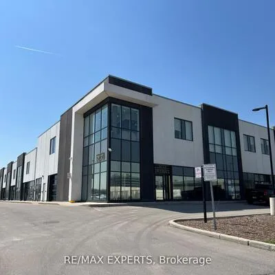 5250,&nbsp;Solar, Airport Corporate, Mississauga
