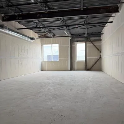 5260,&nbsp;Solar, Airport Corporate, Mississauga