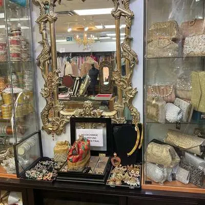 2255,&nbsp;Dundas, Erin Mills, Mississauga