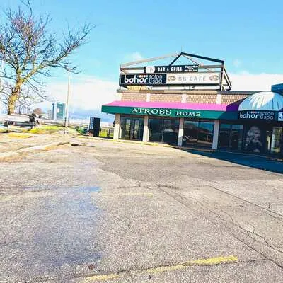 17335, Yonge, Central Newmarket, Newmarket