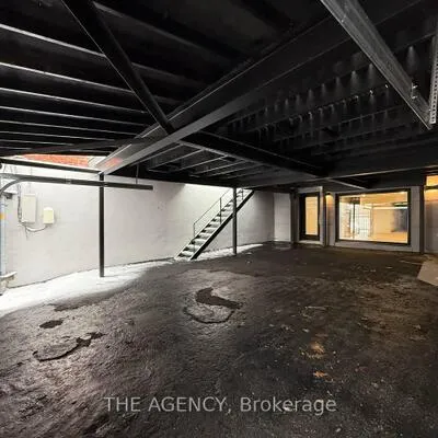 221, Main, Central Newmarket, Newmarket