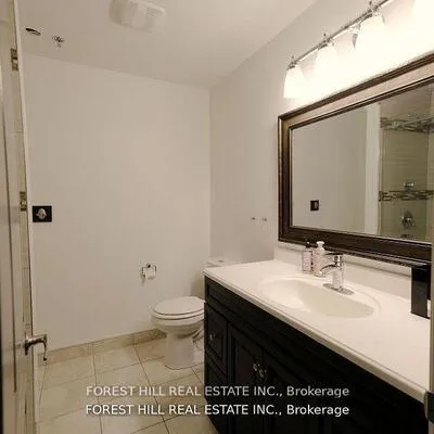 1211,&nbsp;Gorham, Gorham-College Manor, Newmarket