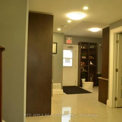 71,&nbsp;Main, Central Newmarket, Newmarket