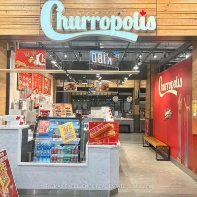 17600, Yonge, Woodland Hill, Newmarket