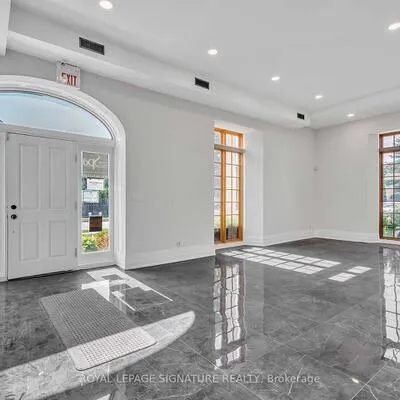 83, Dawson Manor, Woodland Hill, Newmarket