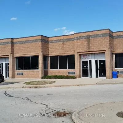 2380, Wyecroft, 1014 - QE Queen Elizabeth, Oakville