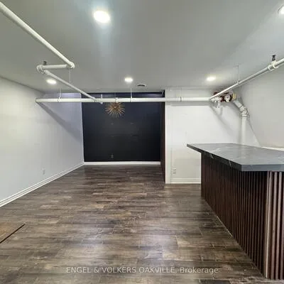 145, Lakeshore, 1013 - OO Old Oakville, Oakville