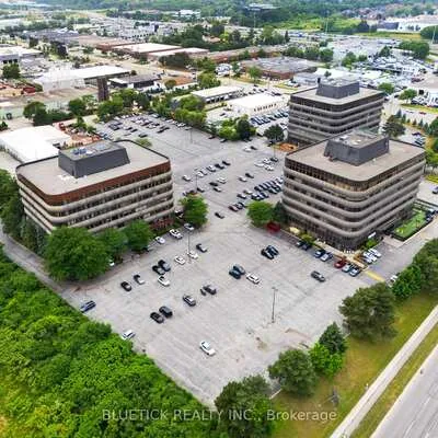 700, Dorval, 1014 - QE Queen Elizabeth, Oakville