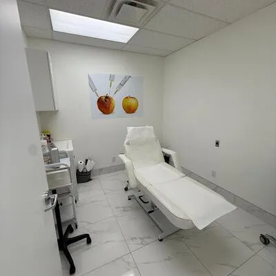 3075, Hospital, 1012 - NW Northwest, Oakville