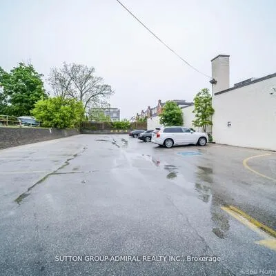 104,&nbsp;Lakeshore, 1002 - CO Central, Oakville