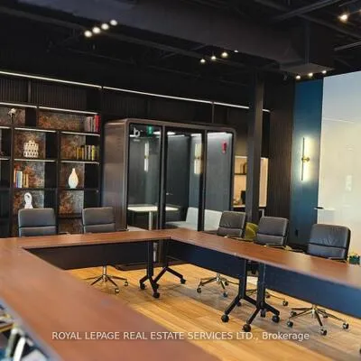 3475,&nbsp;Rebecca, 1014 - QE Queen Elizabeth, Oakville