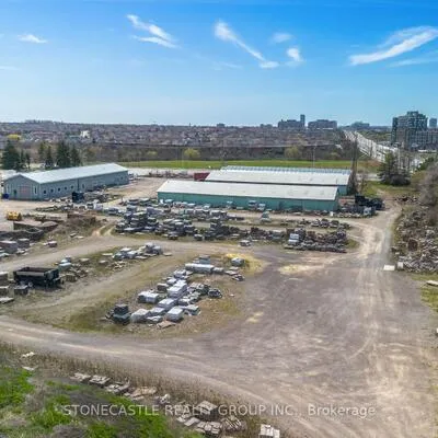 2018,&nbsp;Dundas, 1021 - WP Winston Park, Oakville