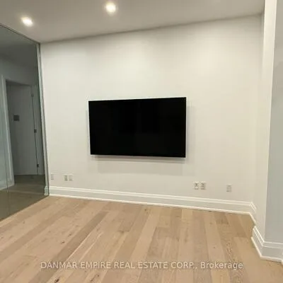 2380,&nbsp;Bristol, 1021 - WP Winston Park, Oakville